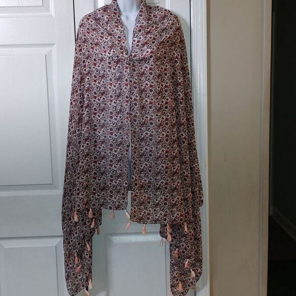 Coral Blush lightweight  wrap shawl   Rn# 105797 - Picture 1 of 6